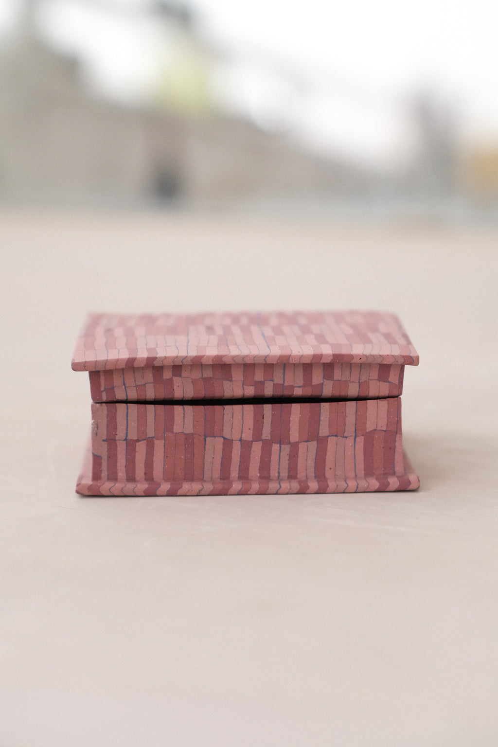 #007 Daria Box - Pink
